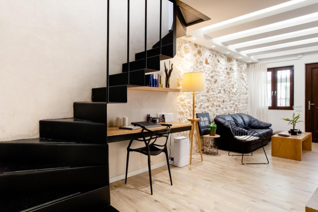 19Th Century Luxury Maisonette In The Center Heraklion Exteriör bild