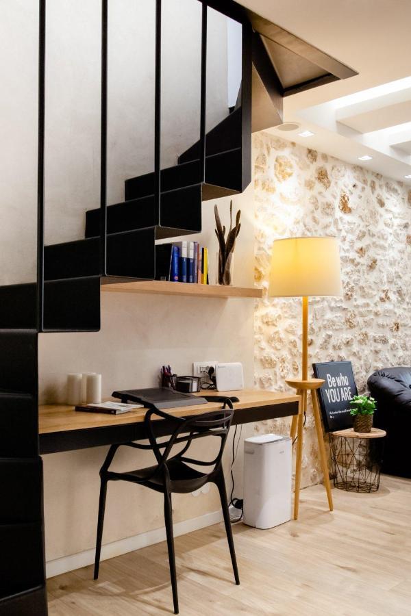 19Th Century Luxury Maisonette In The Center Heraklion Exteriör bild